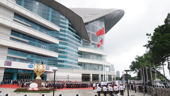 香港区议会逾200议席空缺,有人企图辞职逃避追责