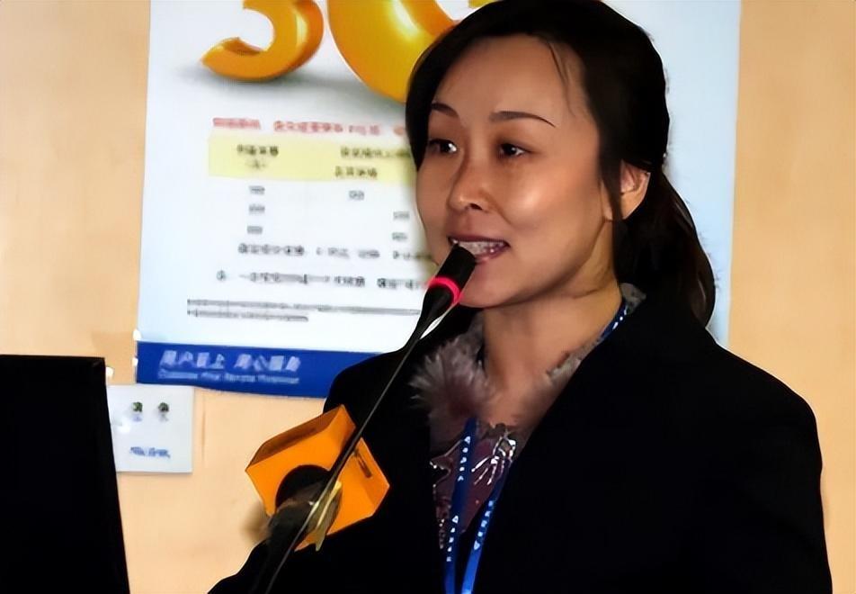 回顾同样是任正非的基因把孟晚舟和姚安娜一对比差距就出来了