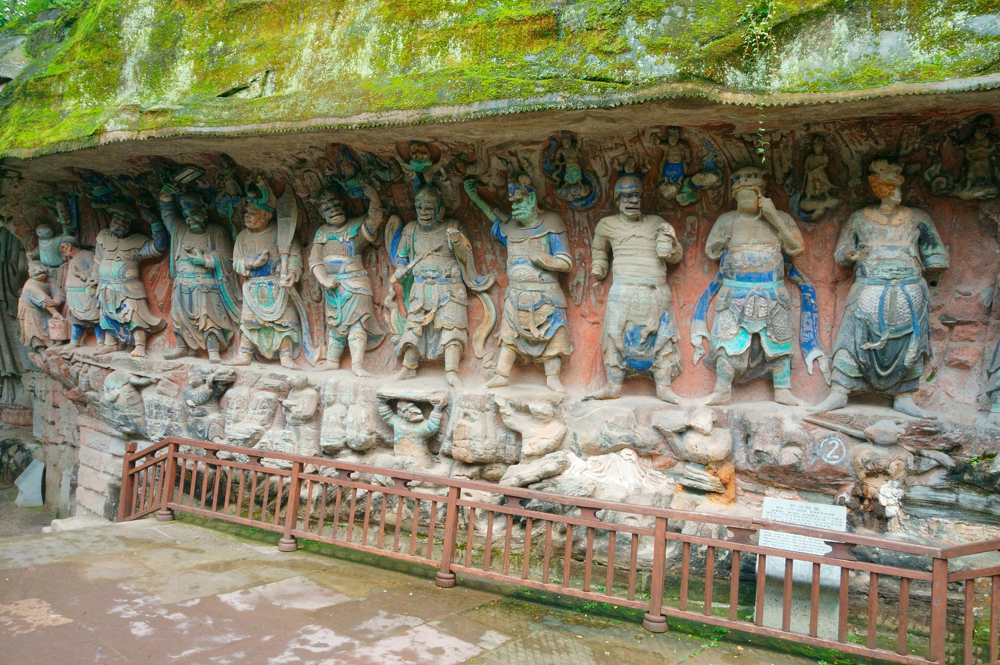 依山而建,距今已有近千年的历史——荣县大佛寺