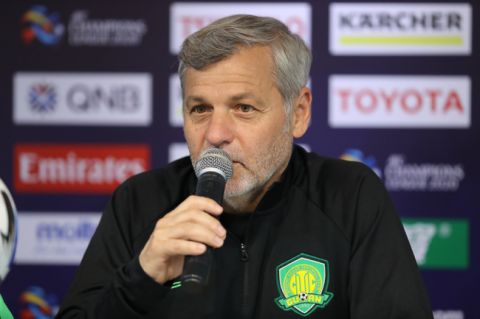 中超 | 热帅:我们把胜利送给逝去的前主帅洪元硕