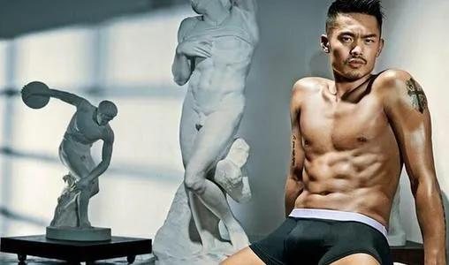 33位少年竞选运动型男,林丹荷尔蒙炸裂!网友:这肌肉太爱了