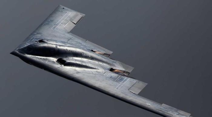 b-2"幽灵"轰炸机