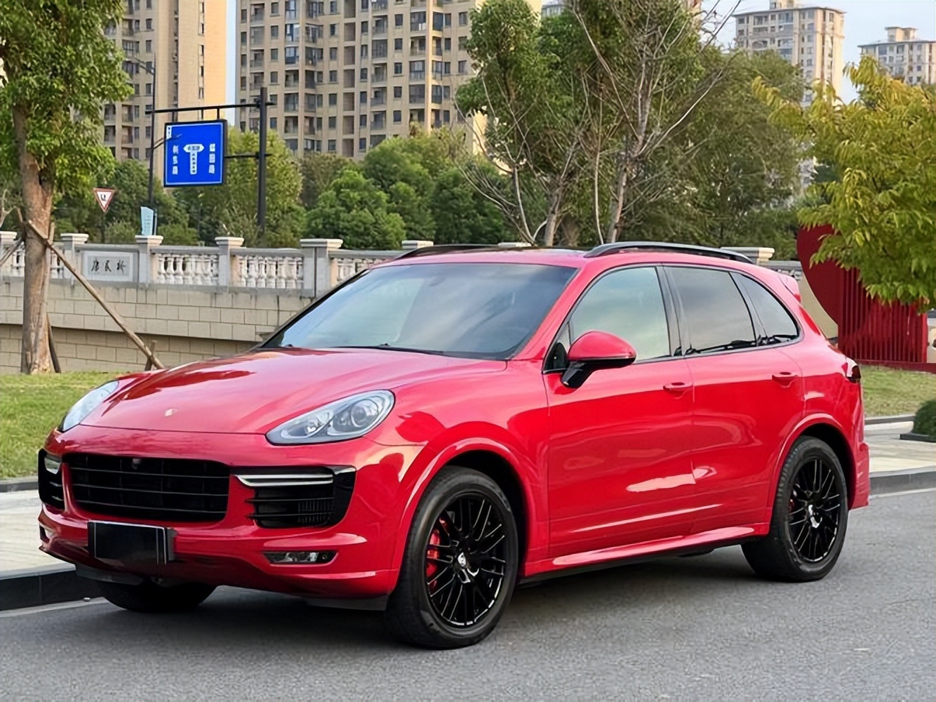 8秒!保时捷卡宴gts亮相,4.0t双涡轮8缸引擎爆460马力