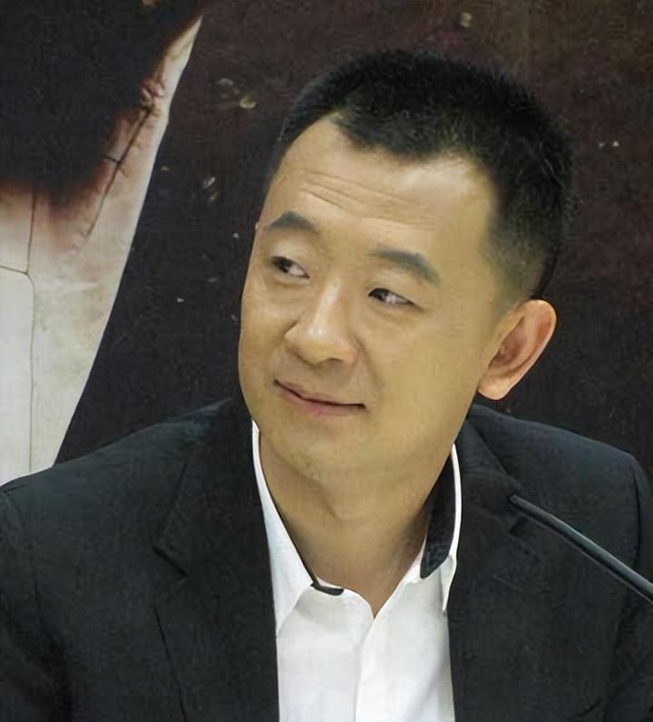 38岁因"夜宿门"身败名裂,9年过去了,黄海波终于不"装"了