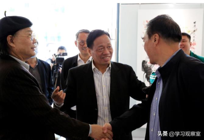 广州花都退休区长林中坚,挥毫泼墨助力乡村振兴