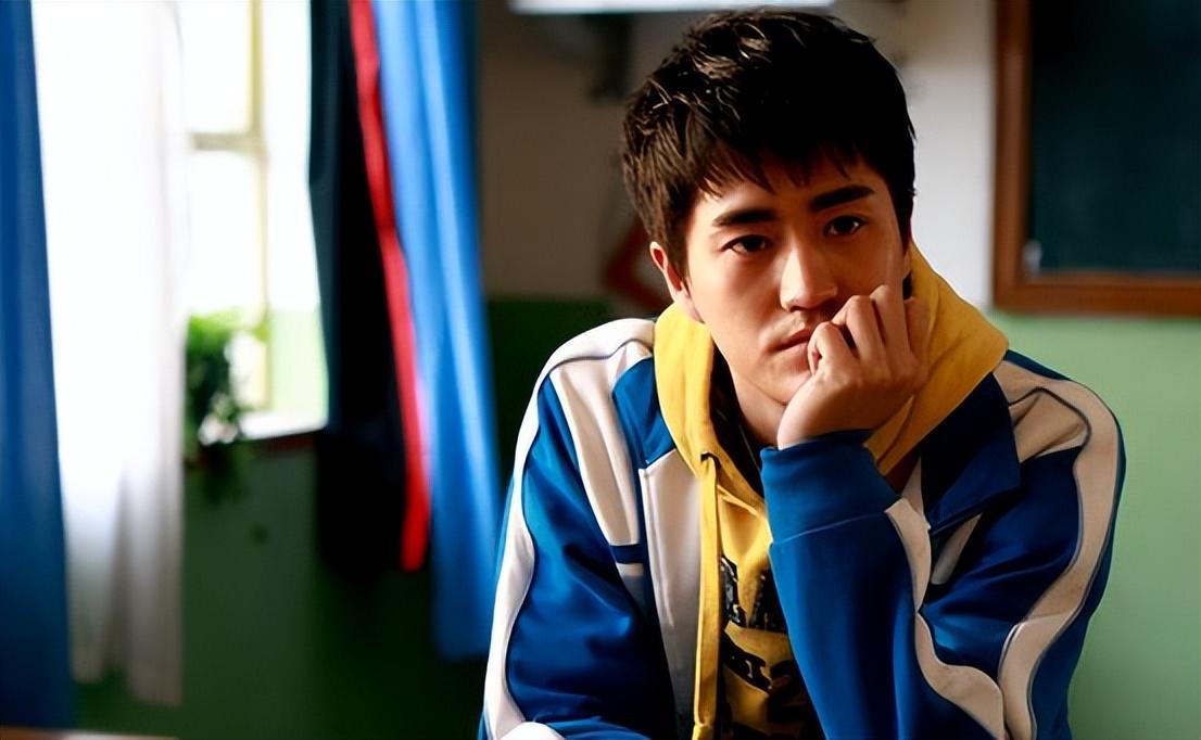 男主"陈寻",当初为了面子追到了女主,却在考上同一所大学以后移情别恋