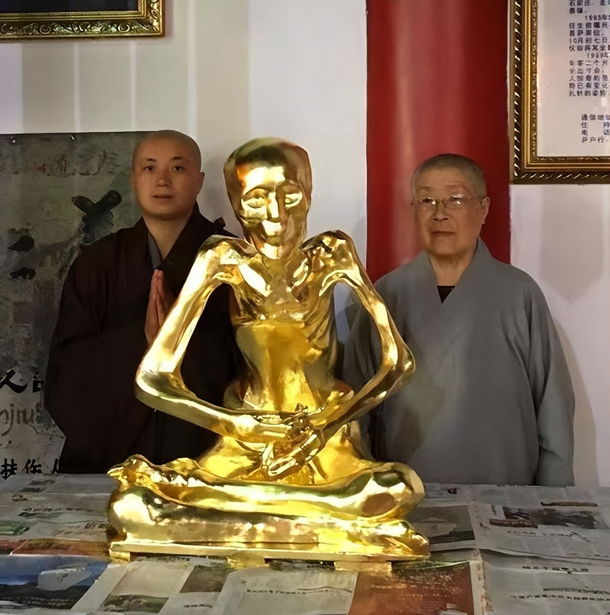 仁义师太绝食7日圆寂,坐缸3年肉身不腐,女性特征消失