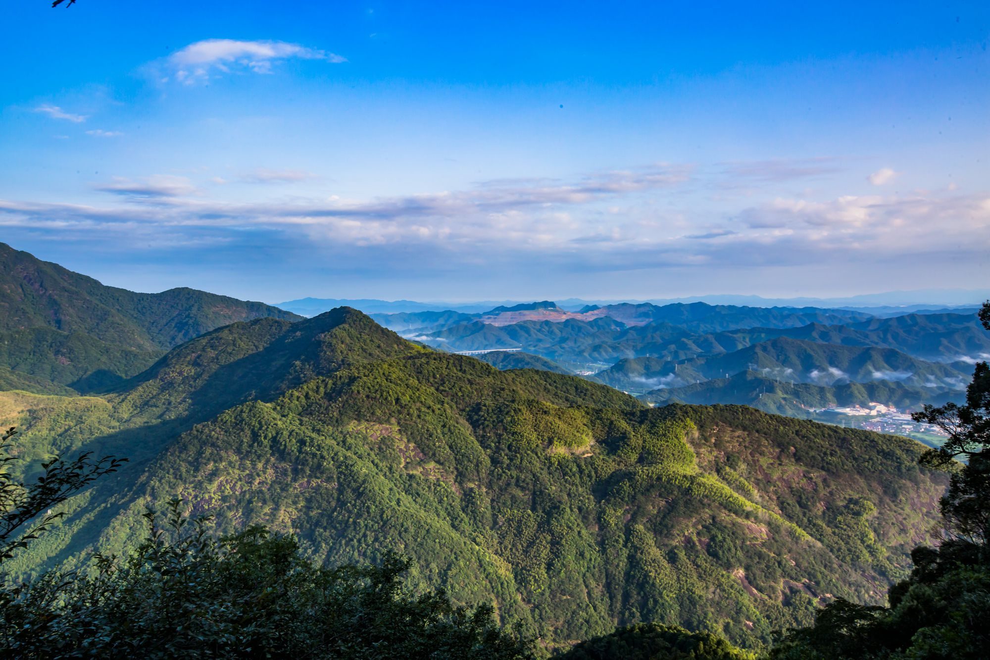 江西上饶大茅山,乘索道上云端,吸鲜氧看日出,享白云飘渺的浪漫