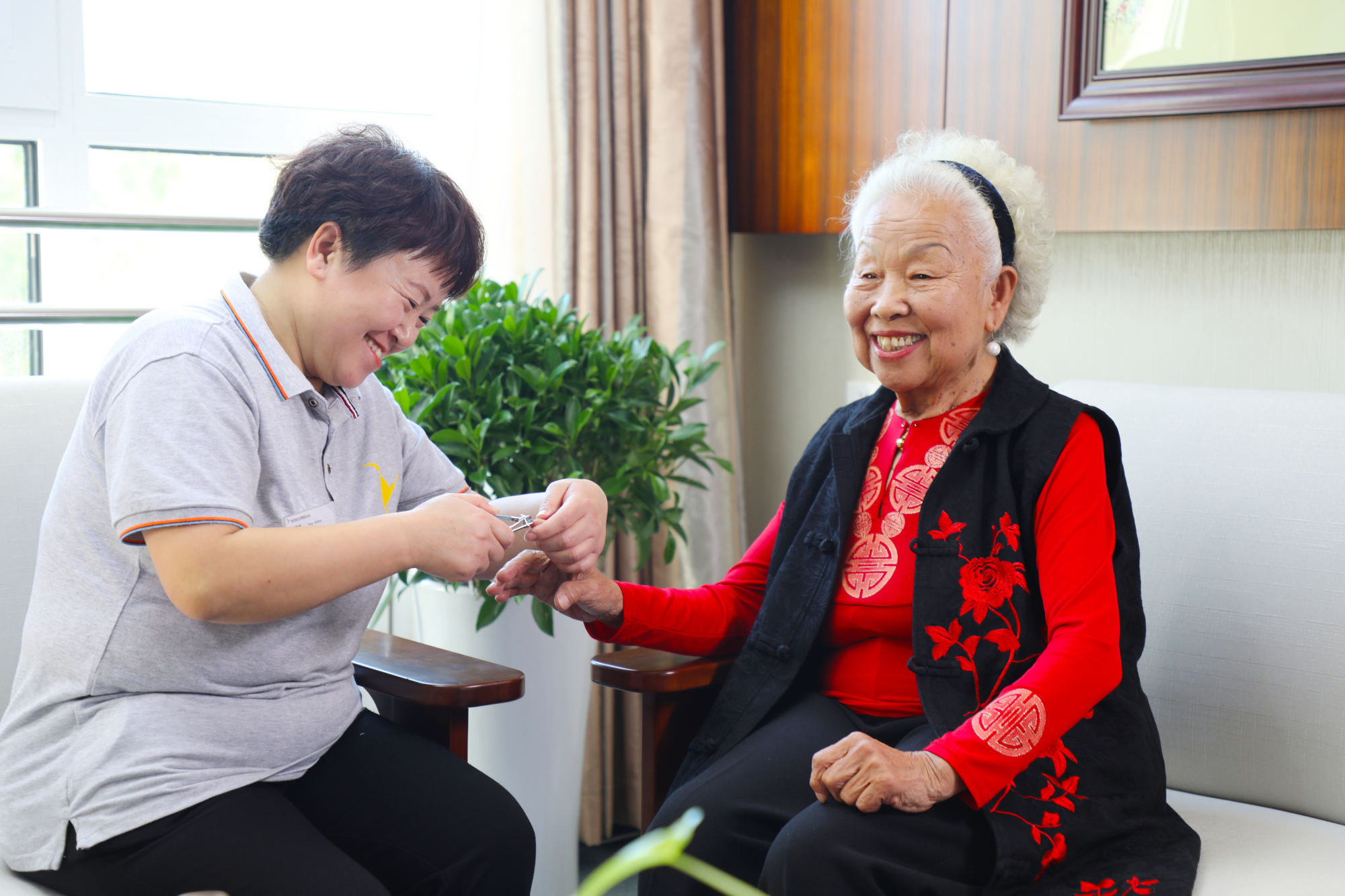 以人为本 共建共享 医养康相结合燕达养老模式进驻港城