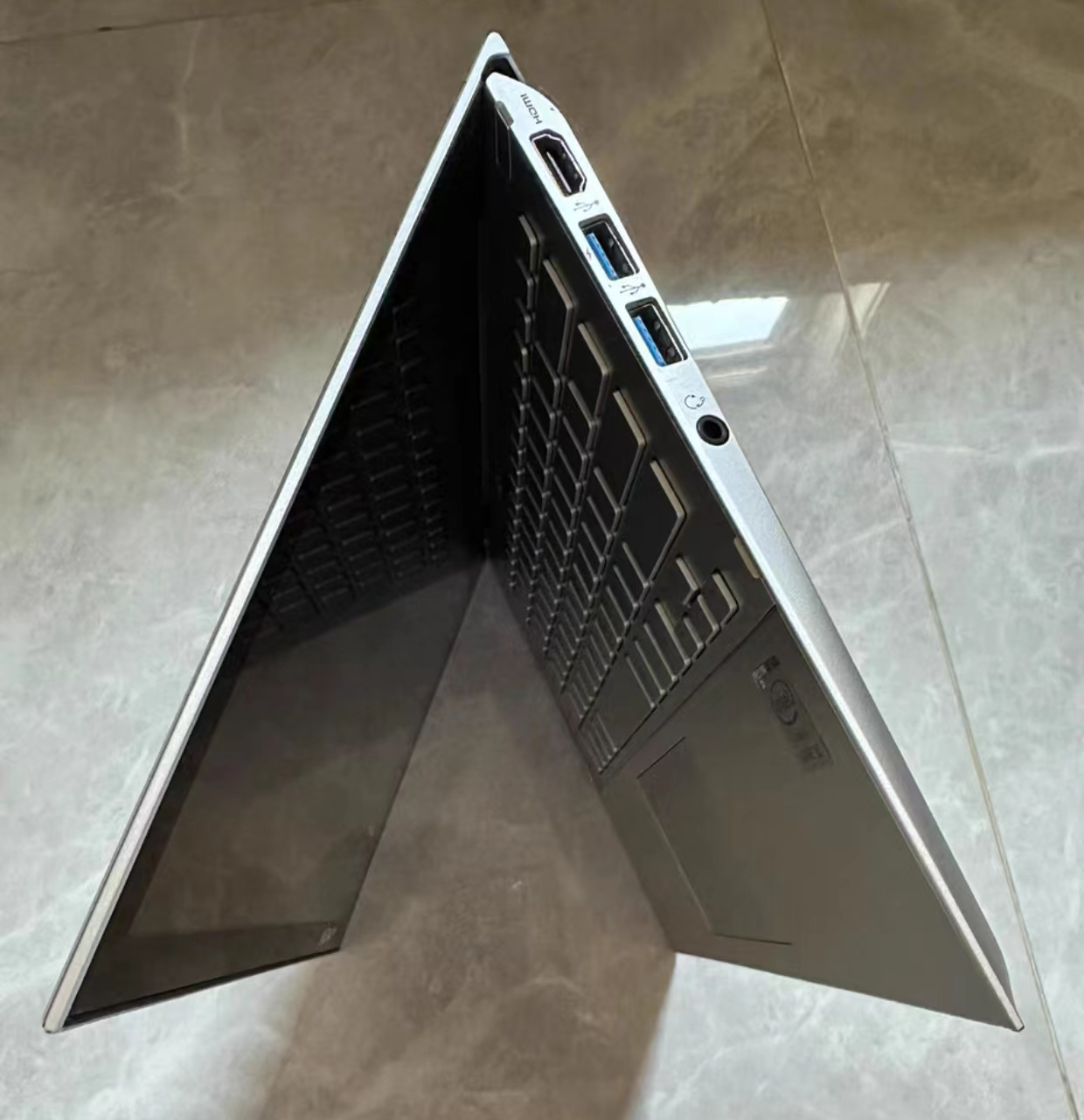 的"洋垃圾"笔记本,包括富士通u937/u938,nec vk23tg以及东芝x30d等等