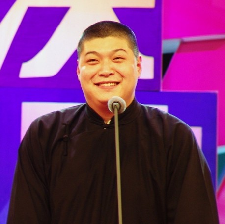 "有情有义"郭德纲:兑现张国立五年之约,被张文顺临终托孤