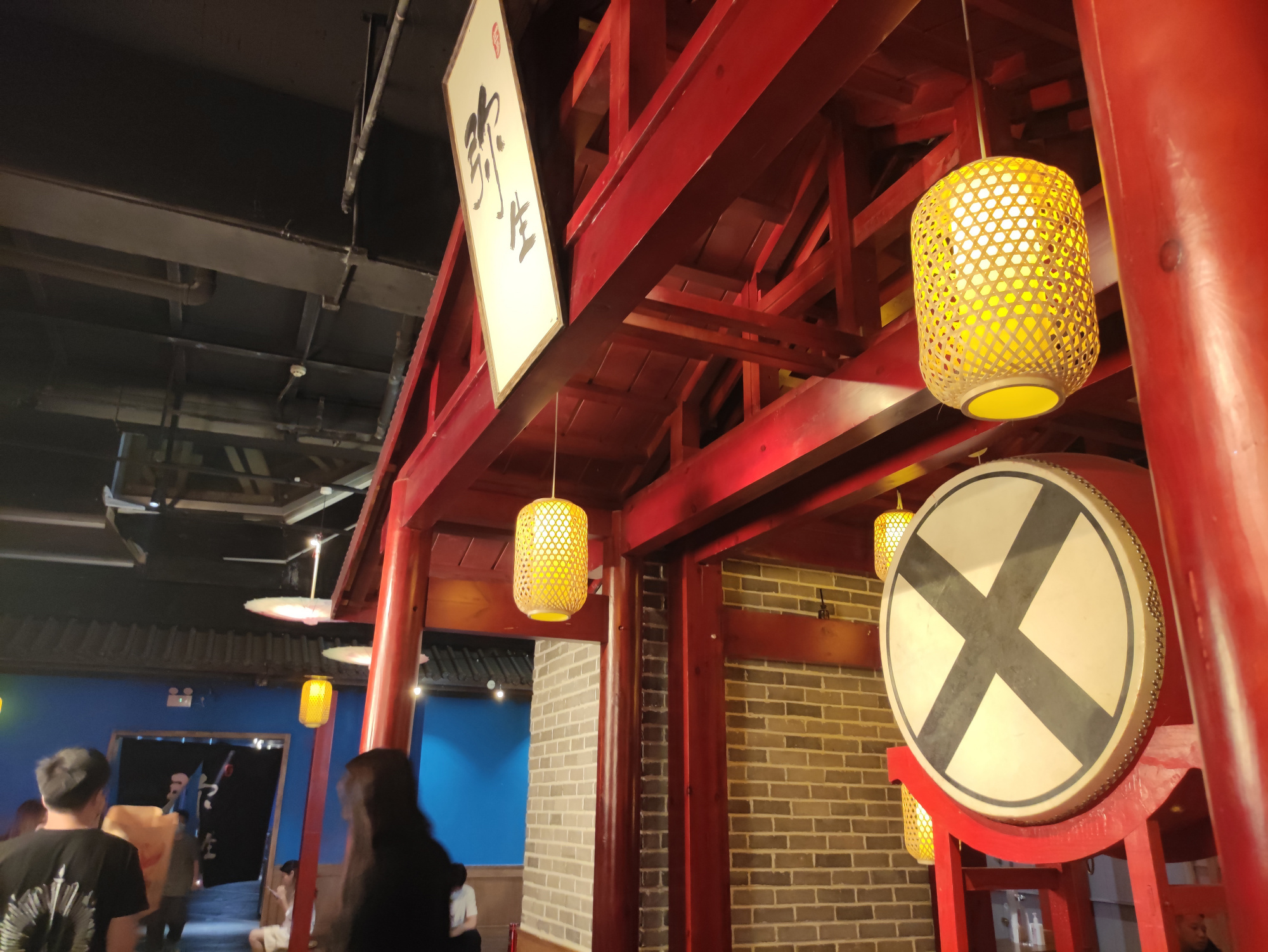 游玩评测:大火的剧本杀密室逃脱背后,是产业没落和年轻人的困局