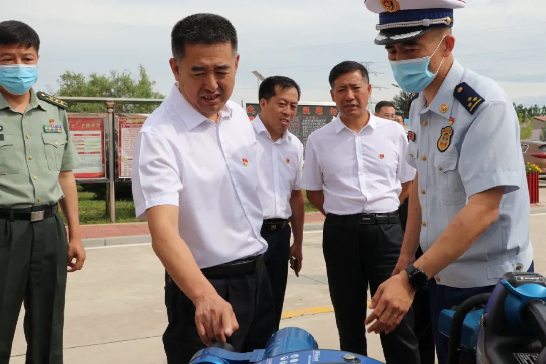 市委书记高继业带队开展"八一"慰问活动 共叙军民鱼水情