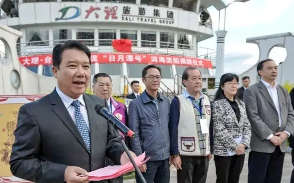 "打牌"书记徐会良:打牌贪641万,和黑老大称兄道弟,下场如何