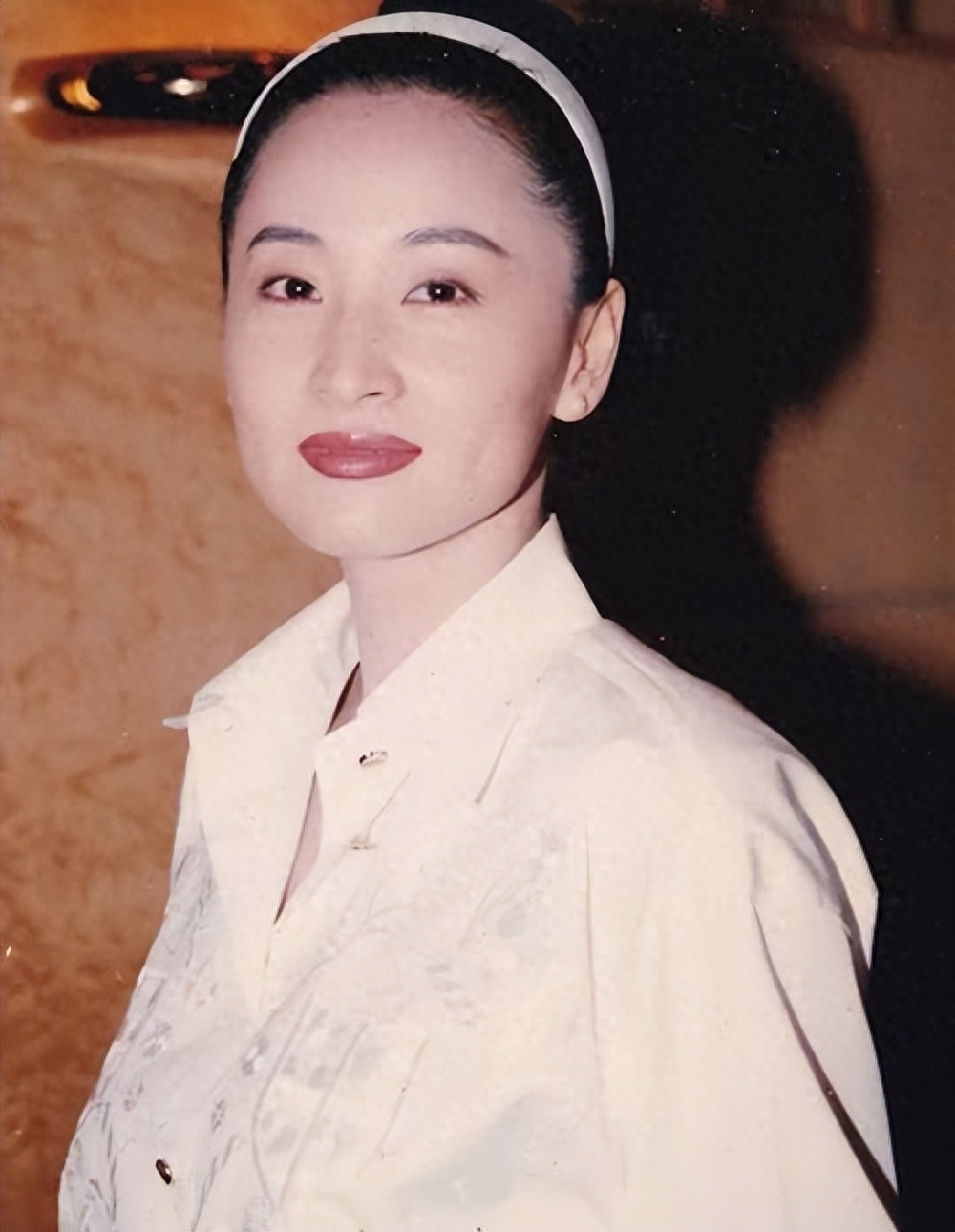 于莉:命运多舛的传奇女星