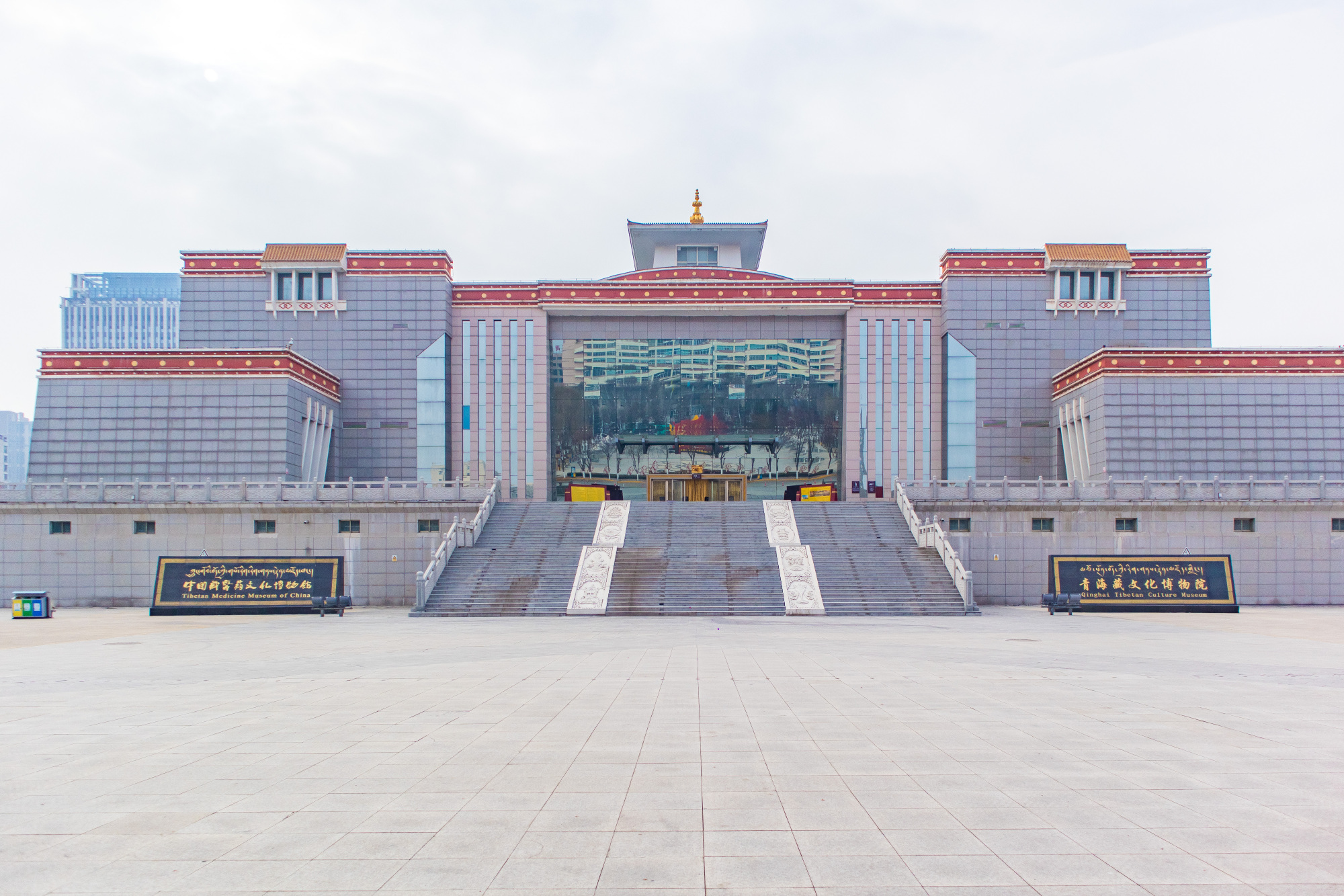 青海这座博物馆是世界上唯一一座藏医药文化博物馆,游客:长知识