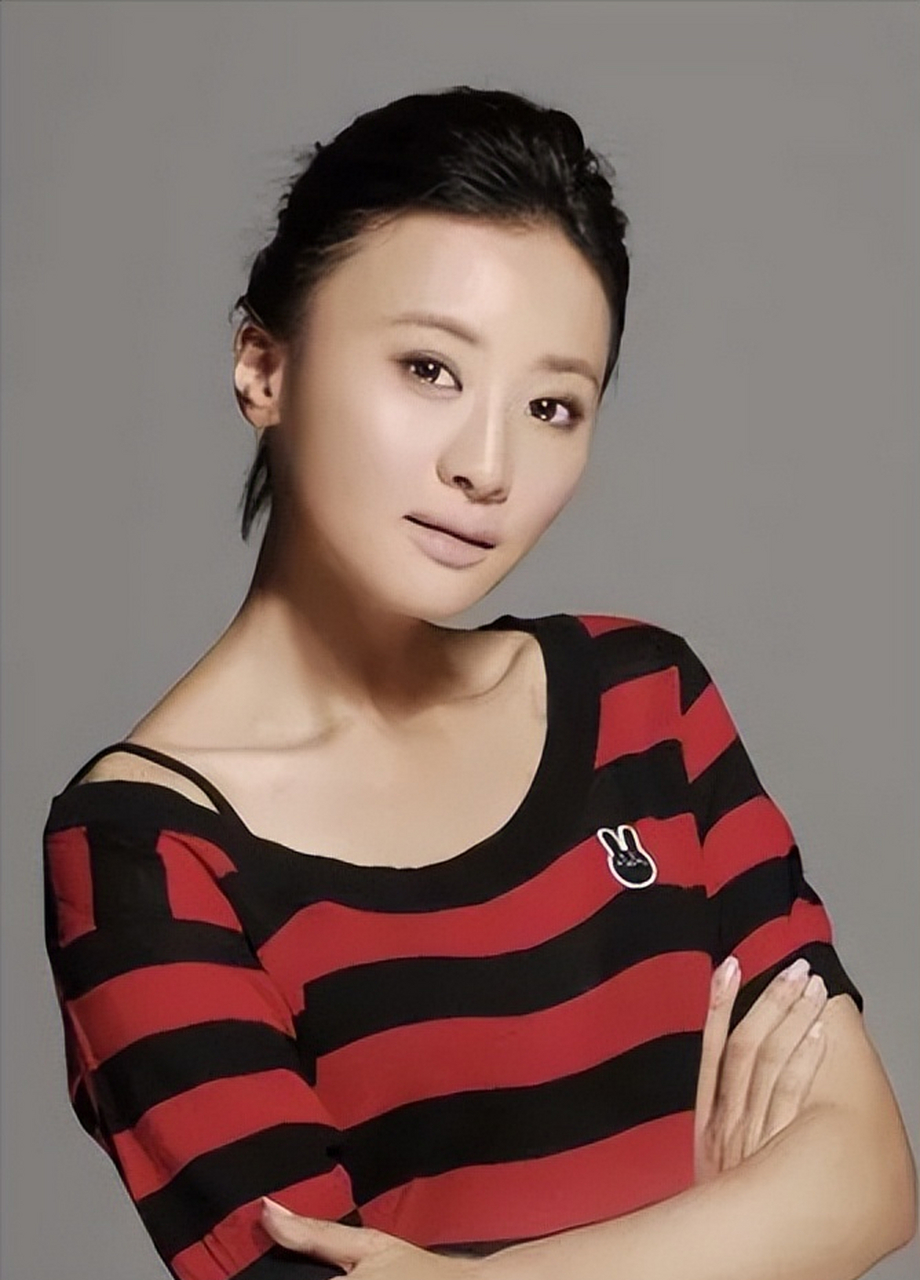 2006年,朴树让妻子吴晓敏下楼买一包烟,左等右等都不回来,朴树也没给