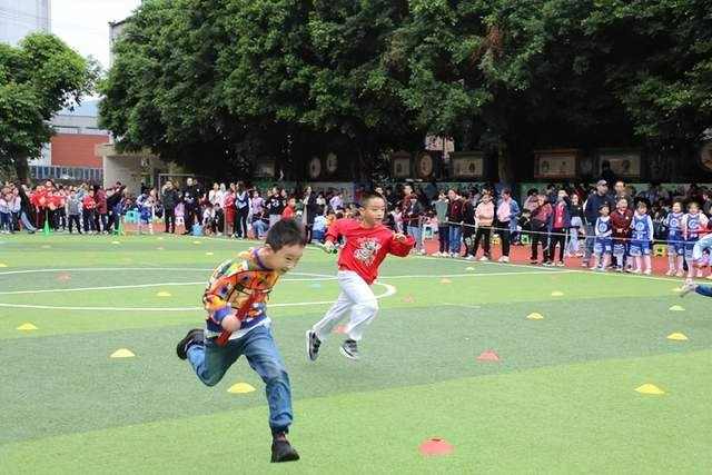 重庆育英永佳小学图片