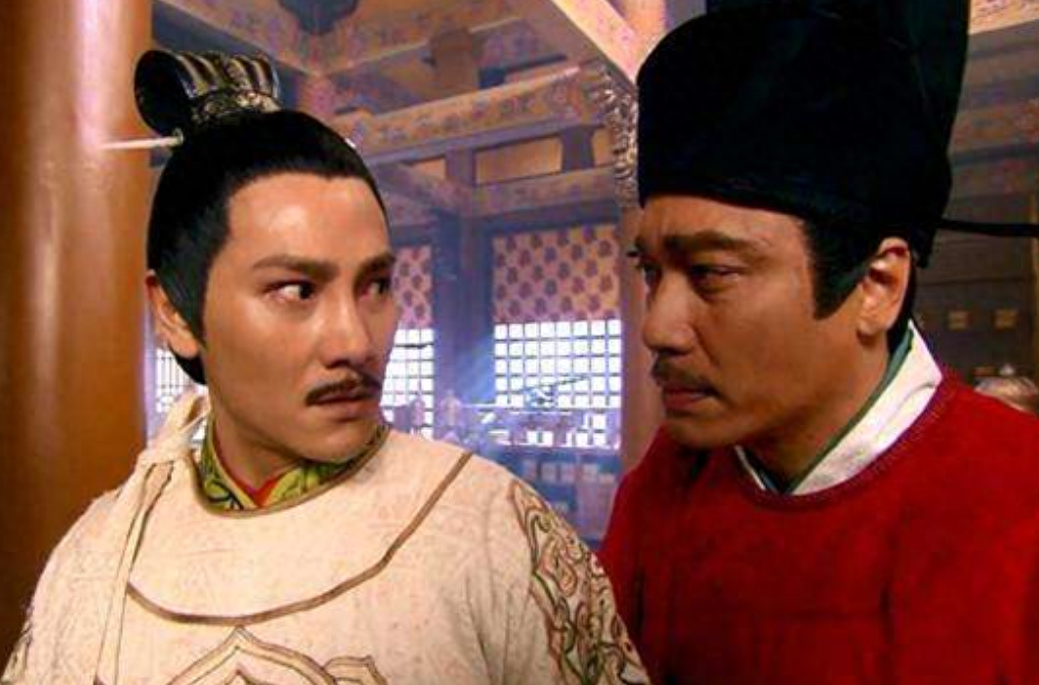 岳飞墓前本来跪着5个人为何后来变成了4个另外一人去了哪里