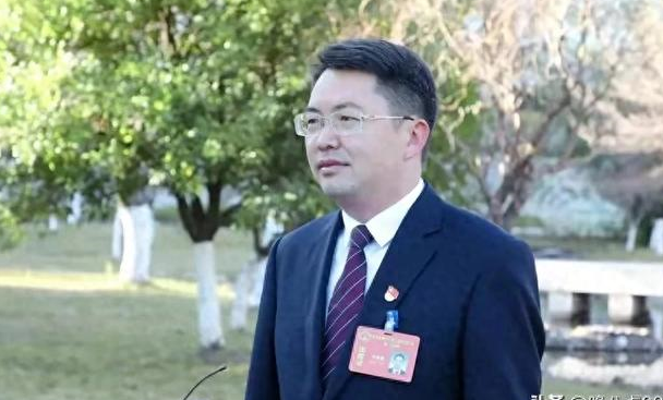 恭喜!会泽茚旺高中校长邓余勇任曲靖一中校长