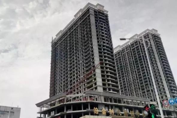 南阳"幸运"的烂尾楼,烂尾10年被重金接盘,有望复活成学区房