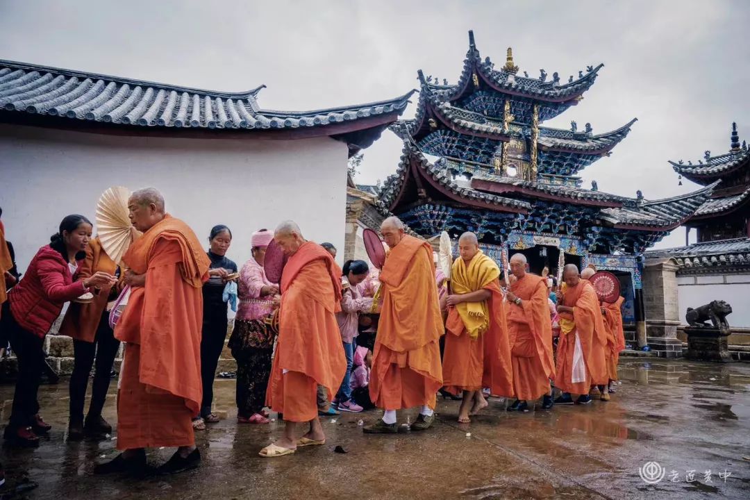 「民俗文化」遷糯佛寺的