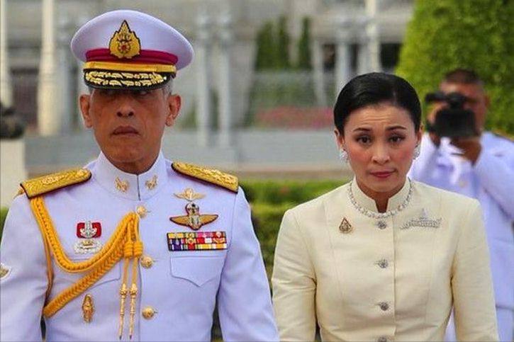 泰国国王为什么不在国内处理政务,而是常年住在德国慕尼黑