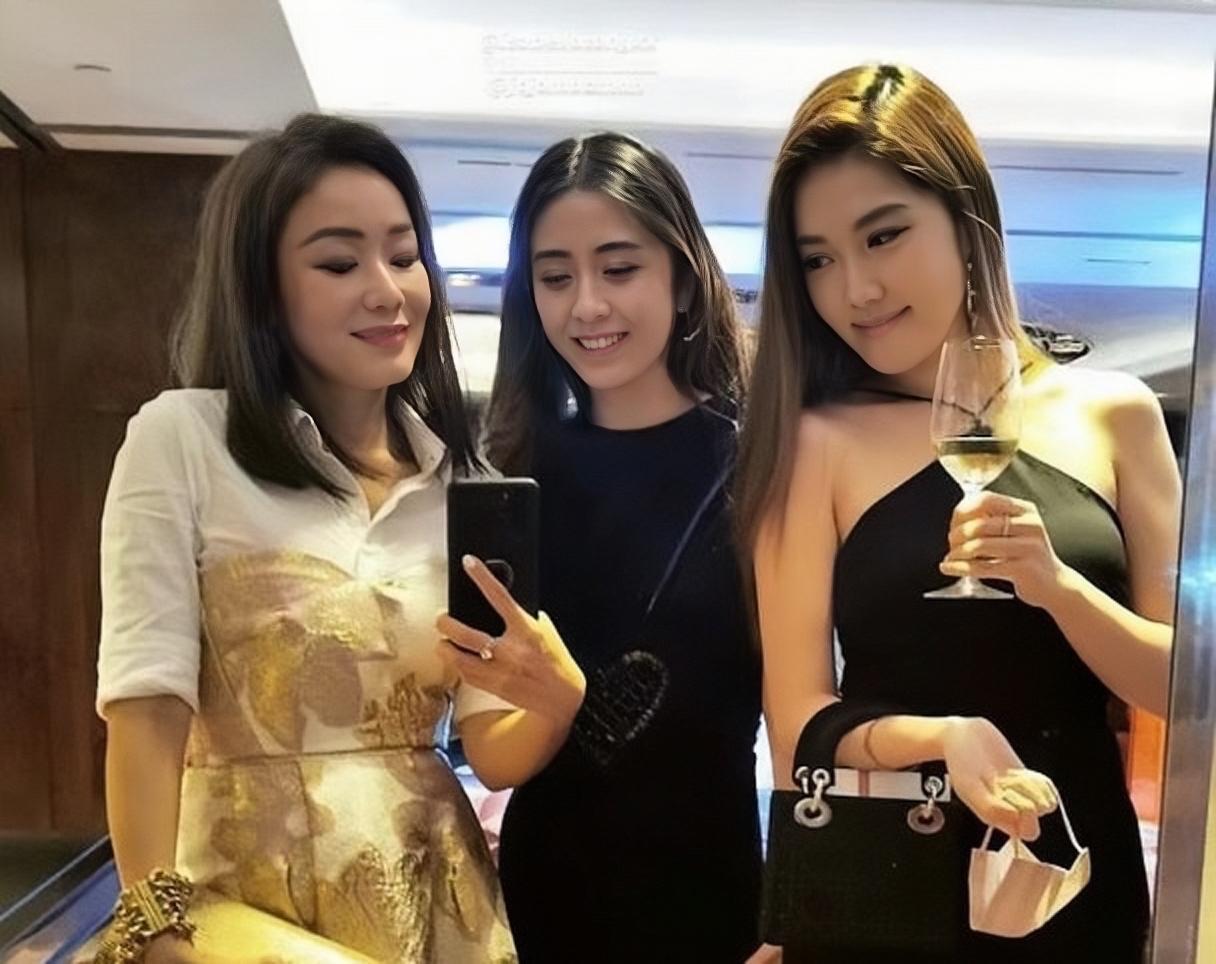 汤洛雯亲妹妹参加名媛聚会!颜值高身材好,不准备进娱乐圈发展