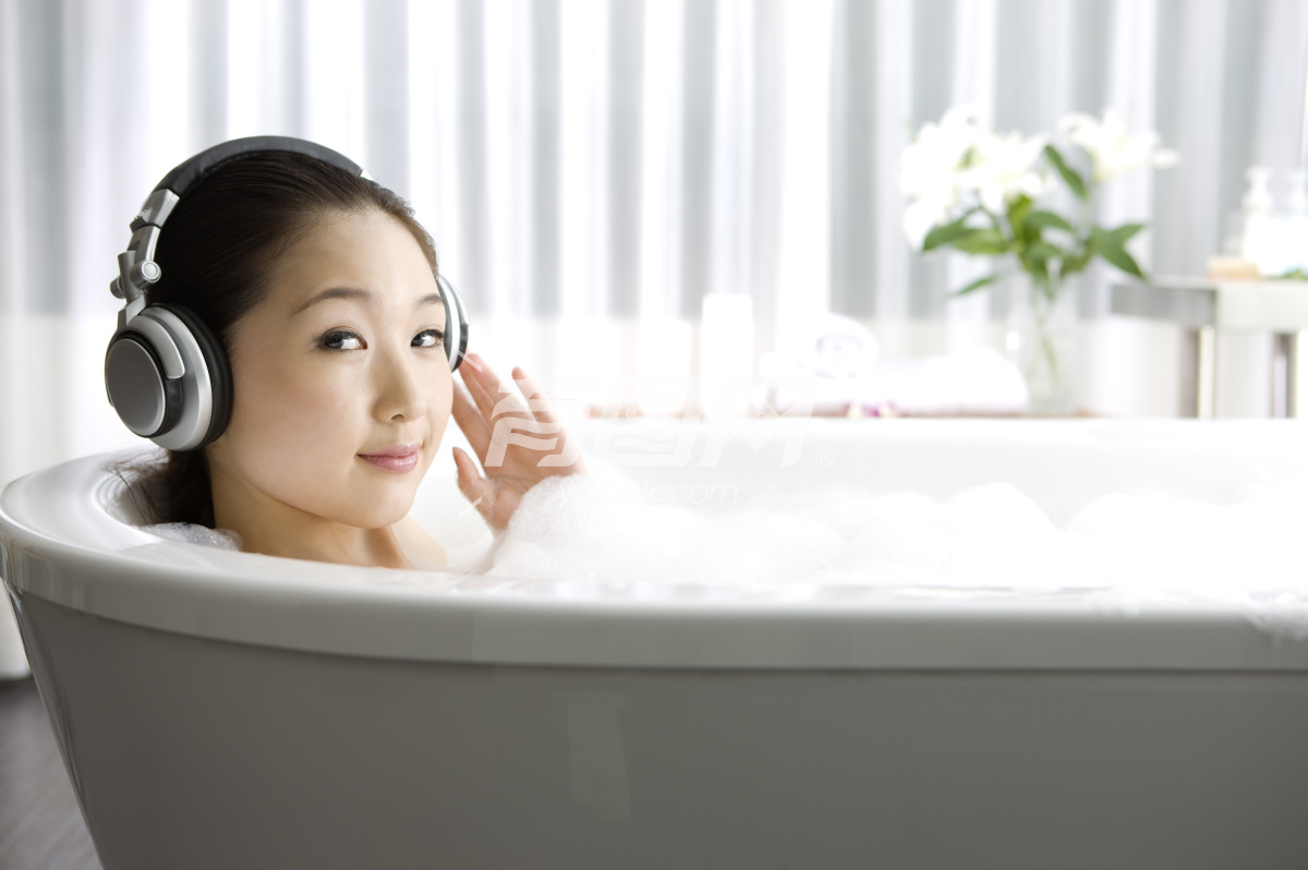 女人每次洗完澡,建议要学的3个小步骤,肌肤会越来越白皙有光泽