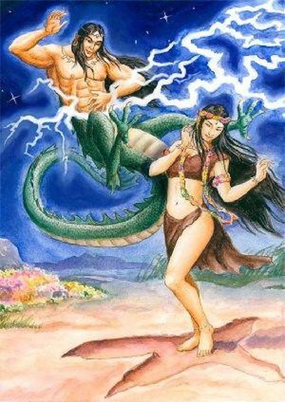 雷泽华胥  相传,雷泽神刚烈威猛,专司的工作是行雷布雨,人首龙身,神通