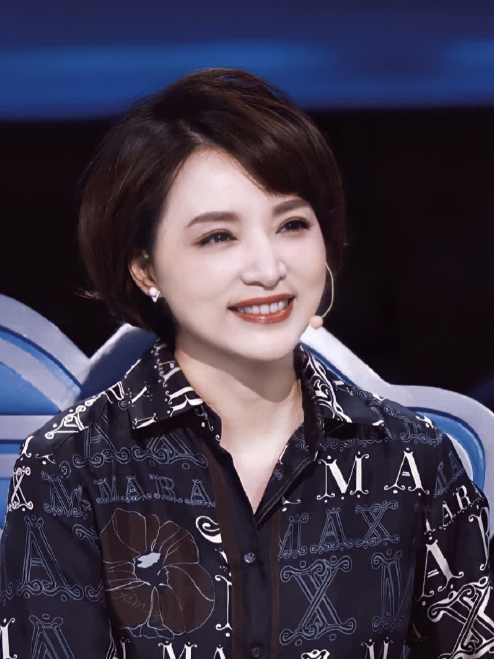 曝光!董卿年轻时的照片惊艳全场!