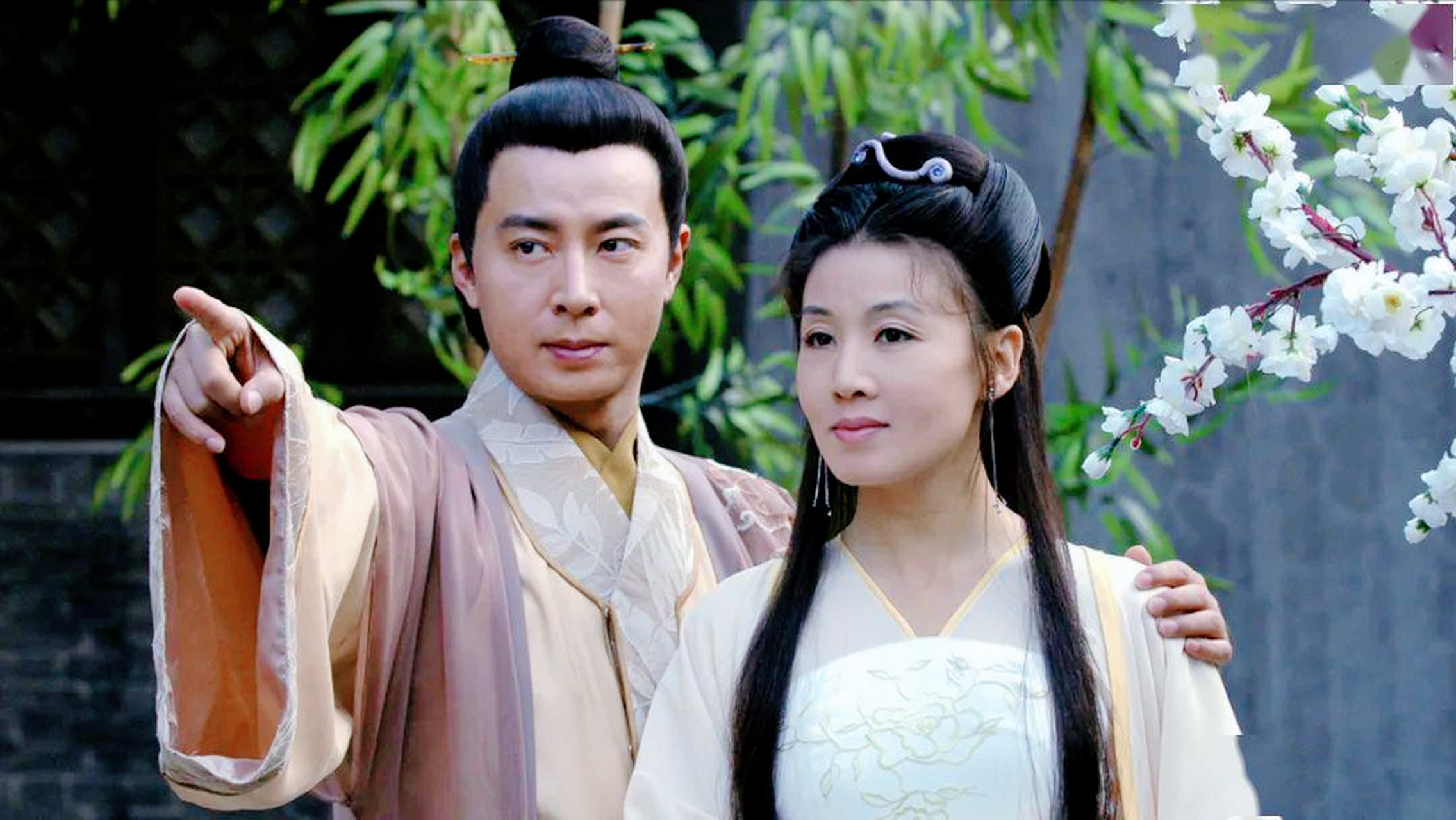 1129年,丈夫刚死,46岁李清照就带着丈夫的古董嫁给张汝舟.