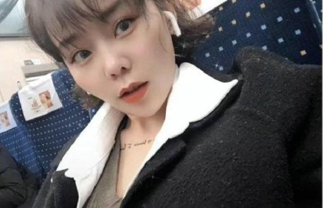 "悦爱小七"回应质疑!公开揭晓和许妈姚爸真正关系,网友惊了.