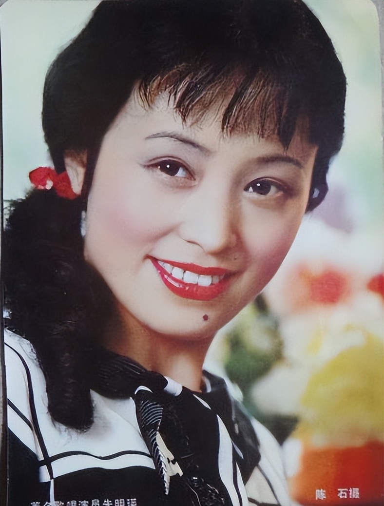 与王明琪离婚后:歌唱家朱明瑛独自抚养儿子,为儿子71岁仍单身