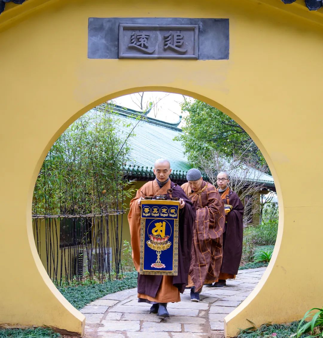 東林寺常住師父怎麼過年?初幾走訪拜年?本文帶你一探究竟