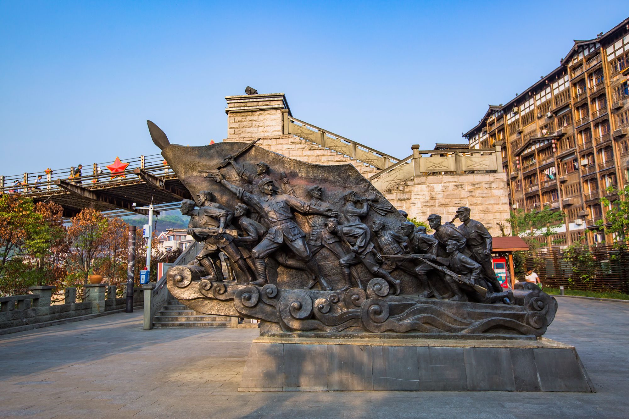 贵州茅台镇1915广场,游客休闲打卡地,倾听名酒背后的传奇故事