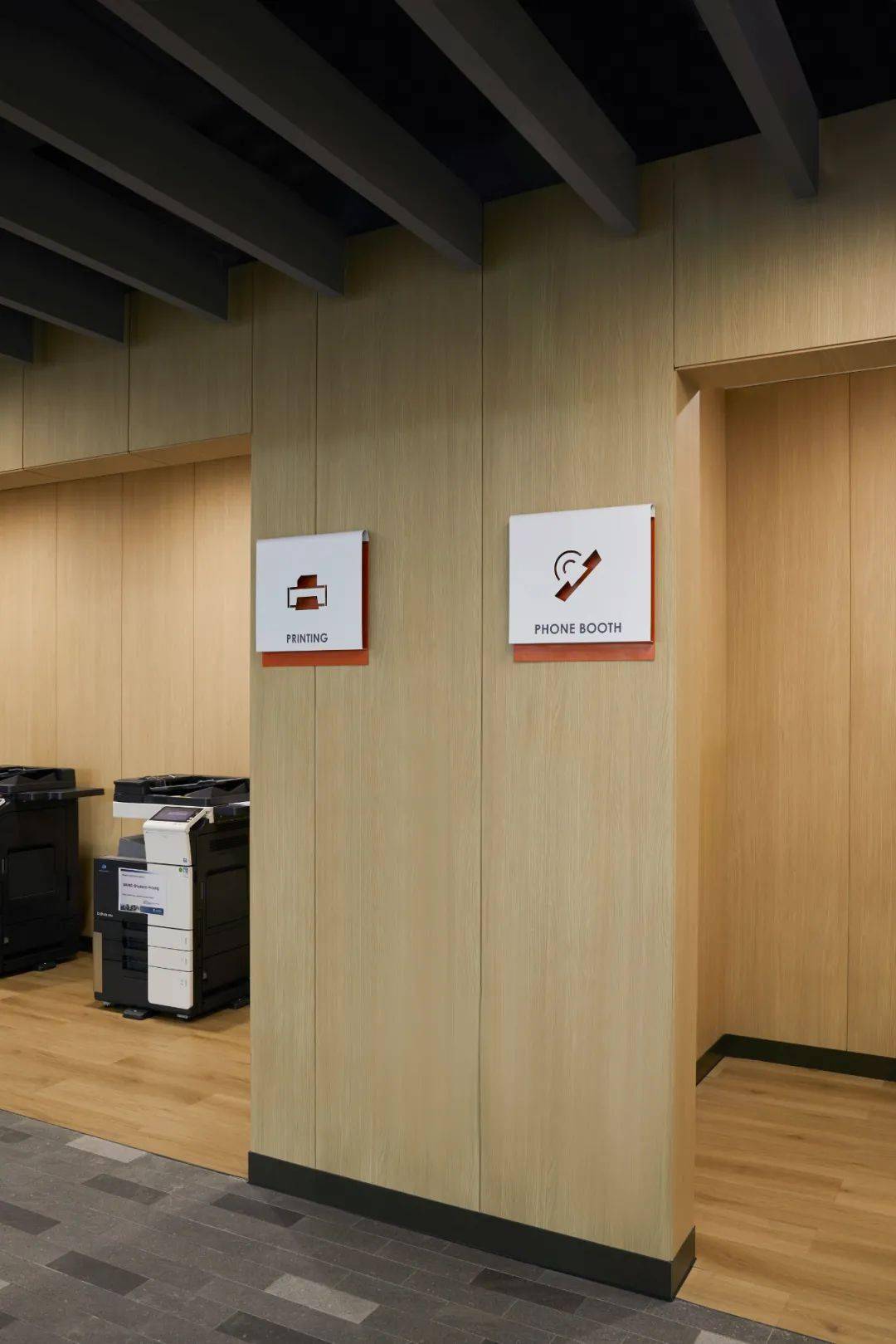 宁波诺丁汉大学图书馆新馆导视系统项目面积 | 24832平方米室内设计