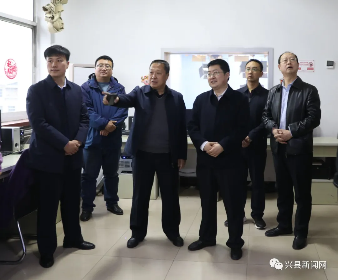 兴县县委常委,宣传部部长武军在融媒体中心调研