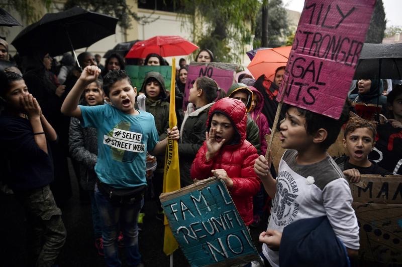 德国花样拒绝出钱养难民,过半受访者不欢迎难民
