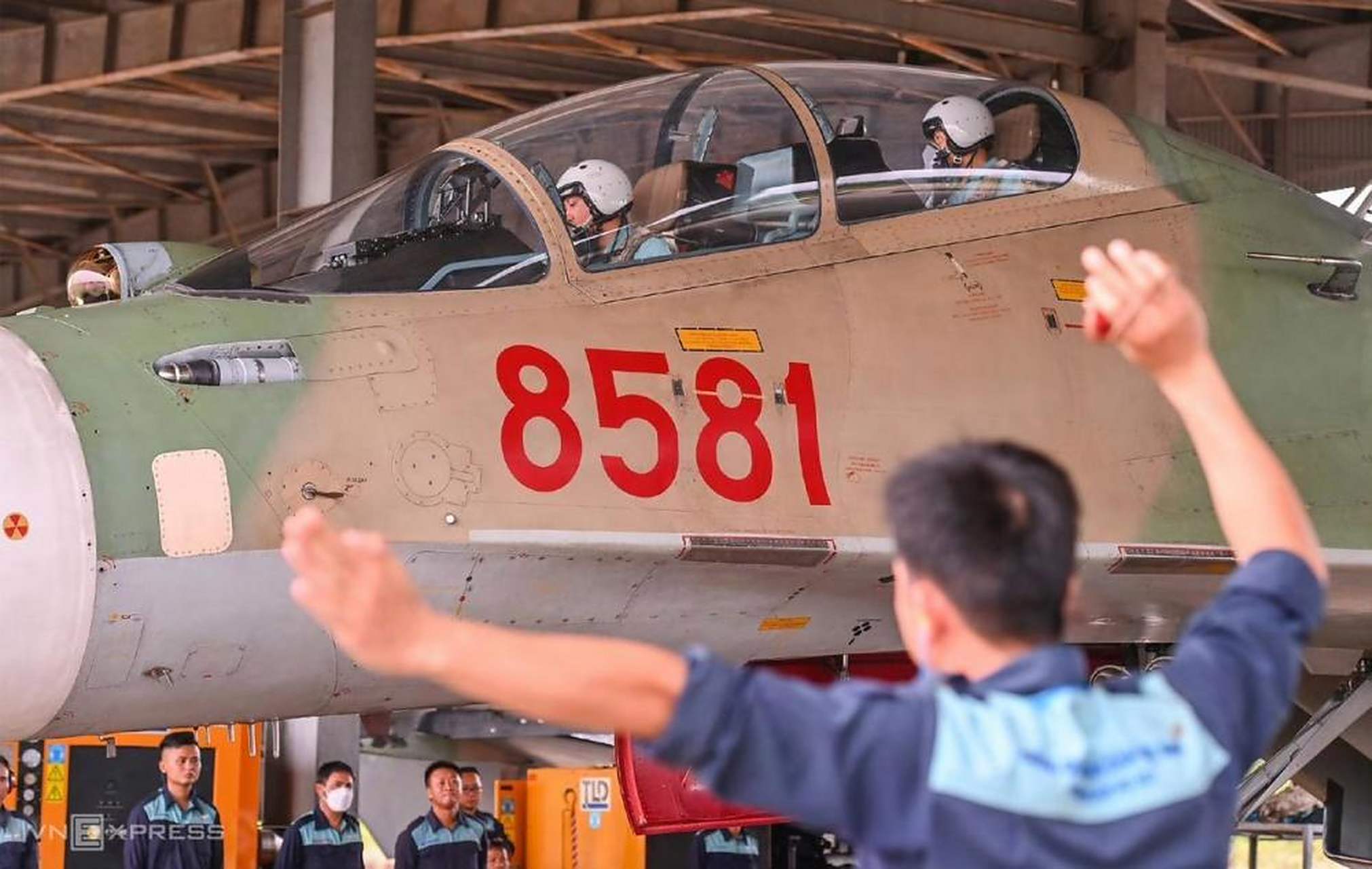 本周一,越南空军在清化省举行了一场大型空中演习,演习中包括多架俄制