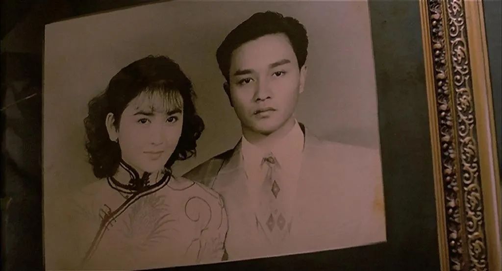 她是最美"妲己",35岁嫁入豪门,丁克22年依旧被老公宠成公主