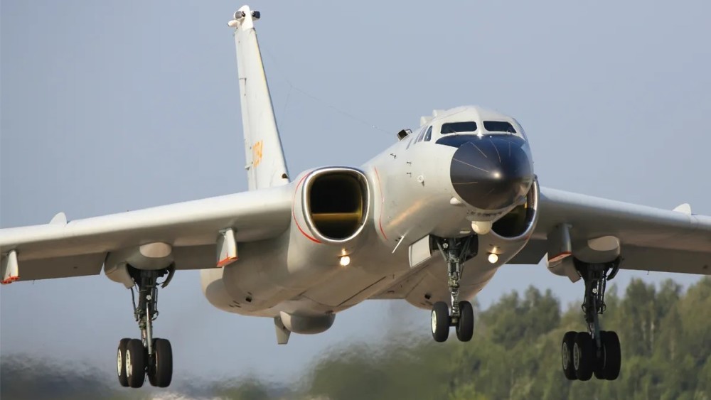 剑指南海,美核动力航母进入东海,干掉美航母,中国办法多