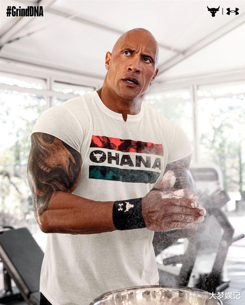 巨石强森母遭严重车祸!晒"车身损坏照"网友看呆喊话:爱要及时