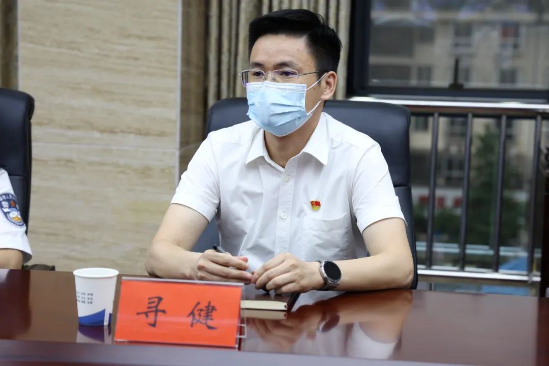 余良勇同志深入武陵调研公安工作