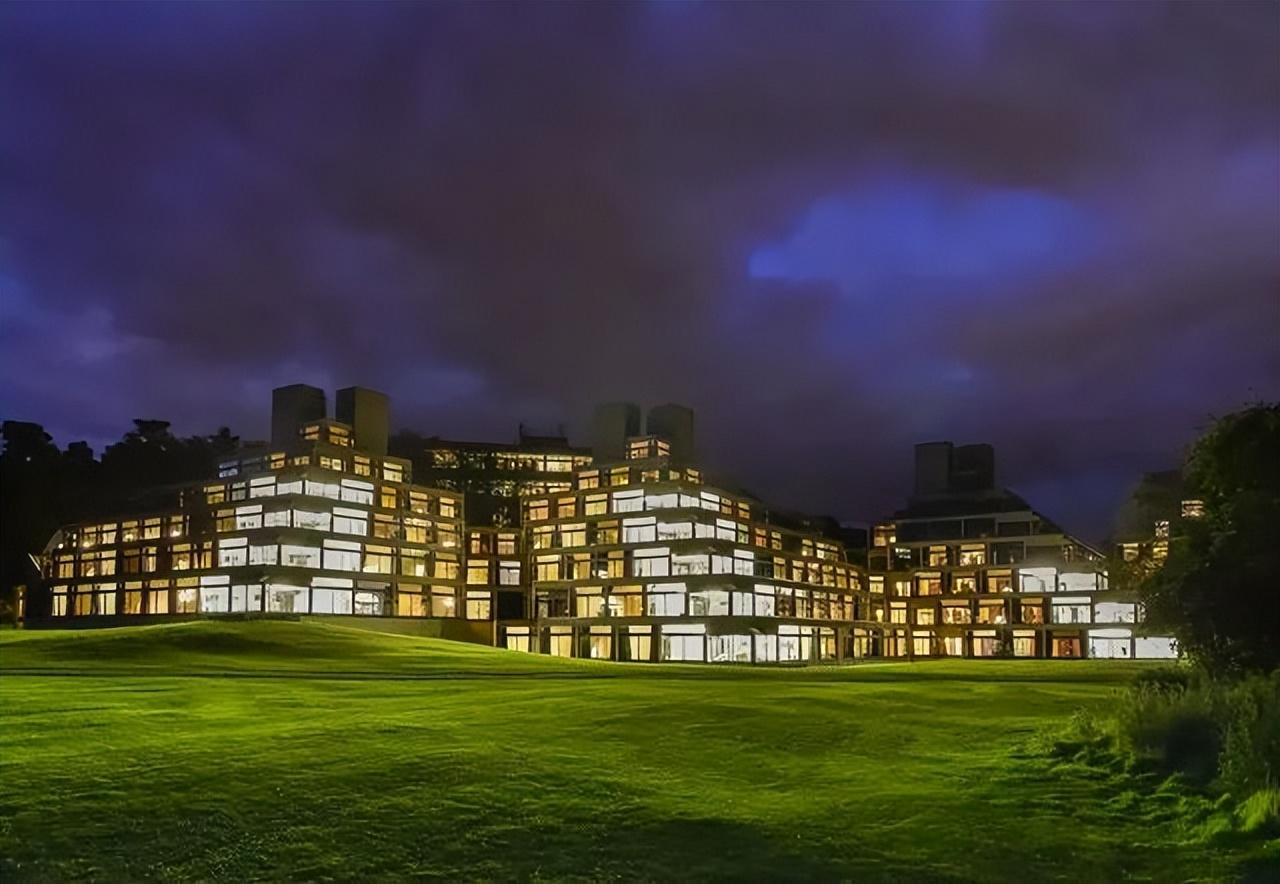 保底院校≠差学校!Alevel英国保底院校必选!专排优势不容错过!(英国alevel有哪些学科)