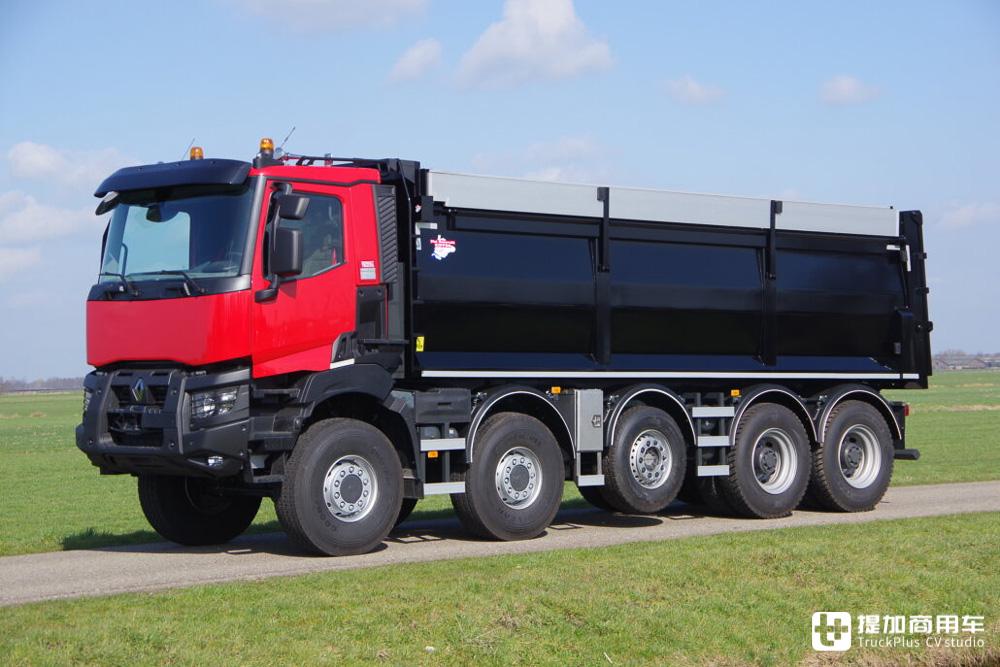 国内见不到的雷诺自卸车实拍,五轴10x8驱动,这配置也太强悍了