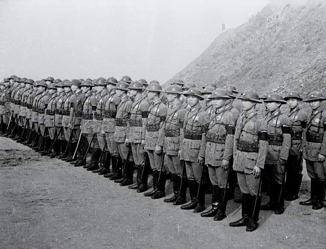 1946年,大土匪谢文东被捕,临刑前妄图用自己的抗日经历求饶