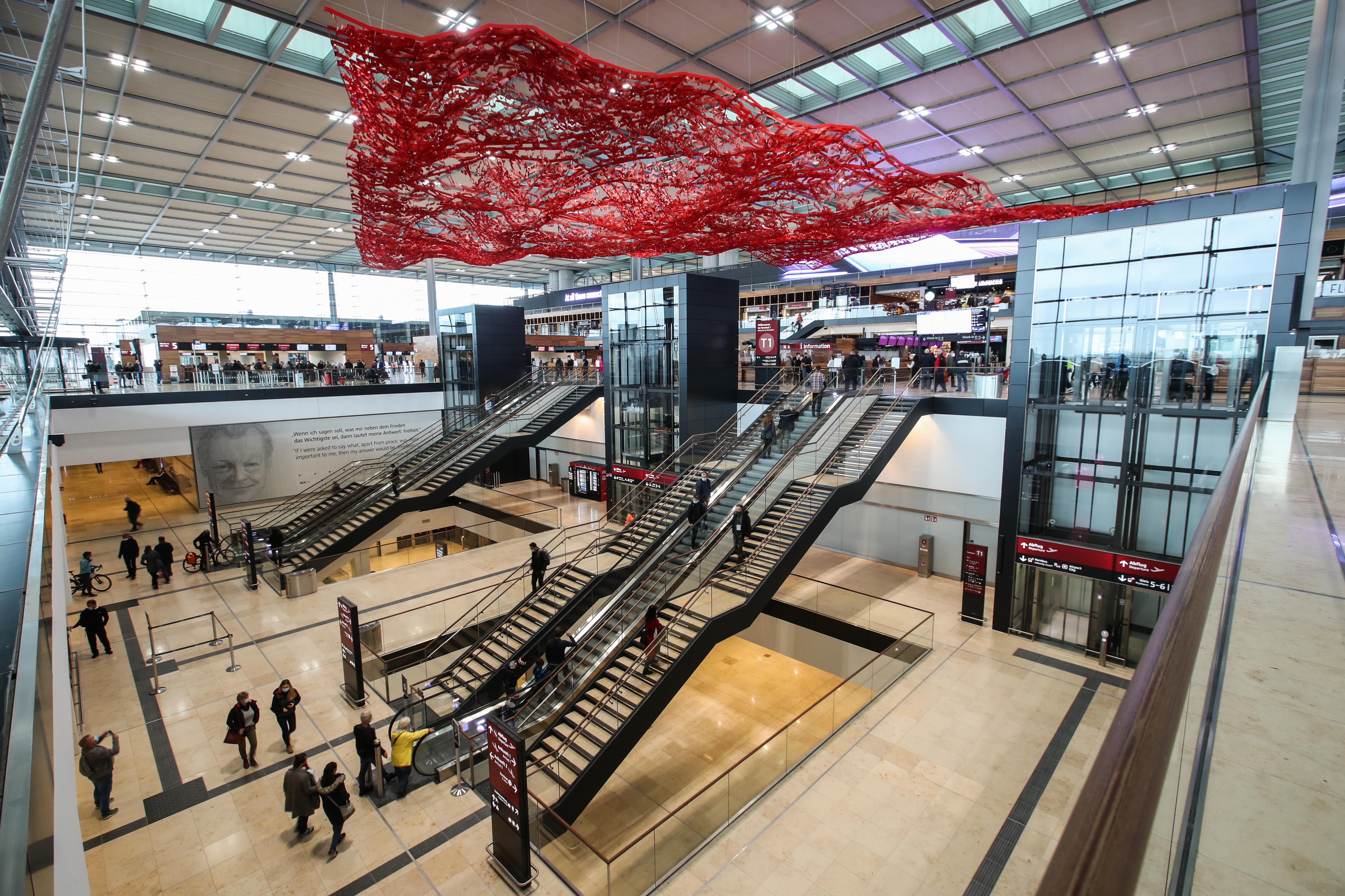 探访柏林-勃兰登堡机场(1)