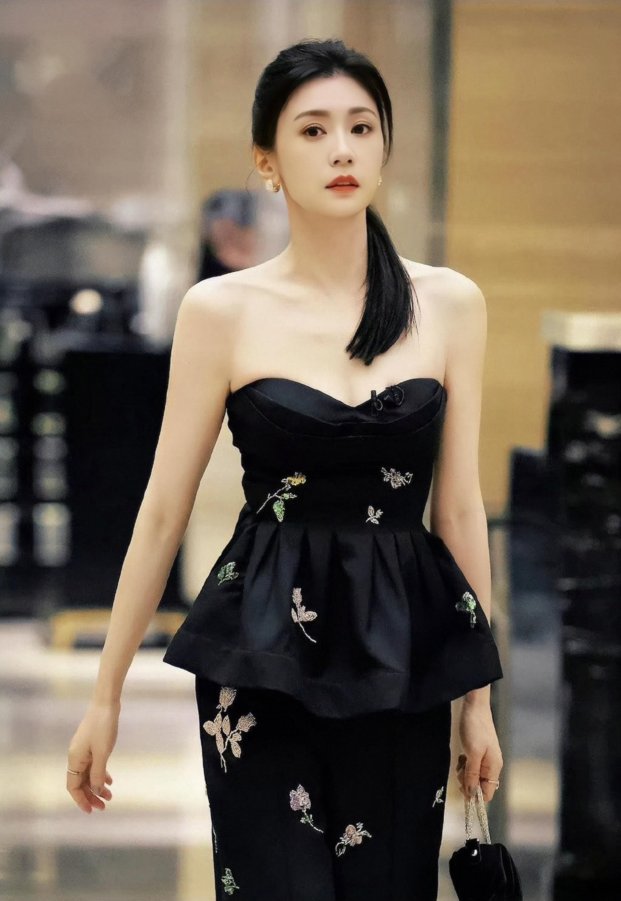 这些明星身高长脸上了?明明"1米8"的脸,偏偏是"1米6"的个