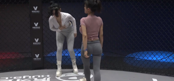 小野马与古阿扎球王争霸,真正星球大战抖动频率太高了吧